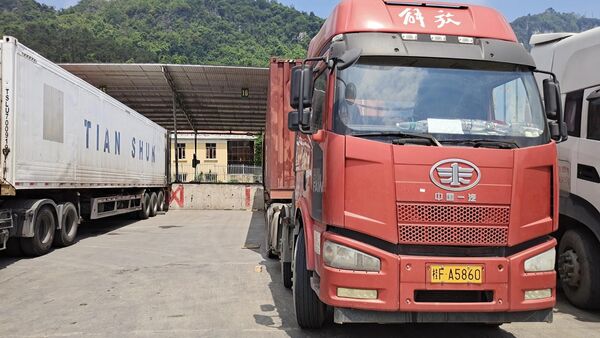 Phương tiện vận tải - Xuân Bảo Logistics - Công Ty TNHH Liên Vận Trung Việt Xuân Bảo